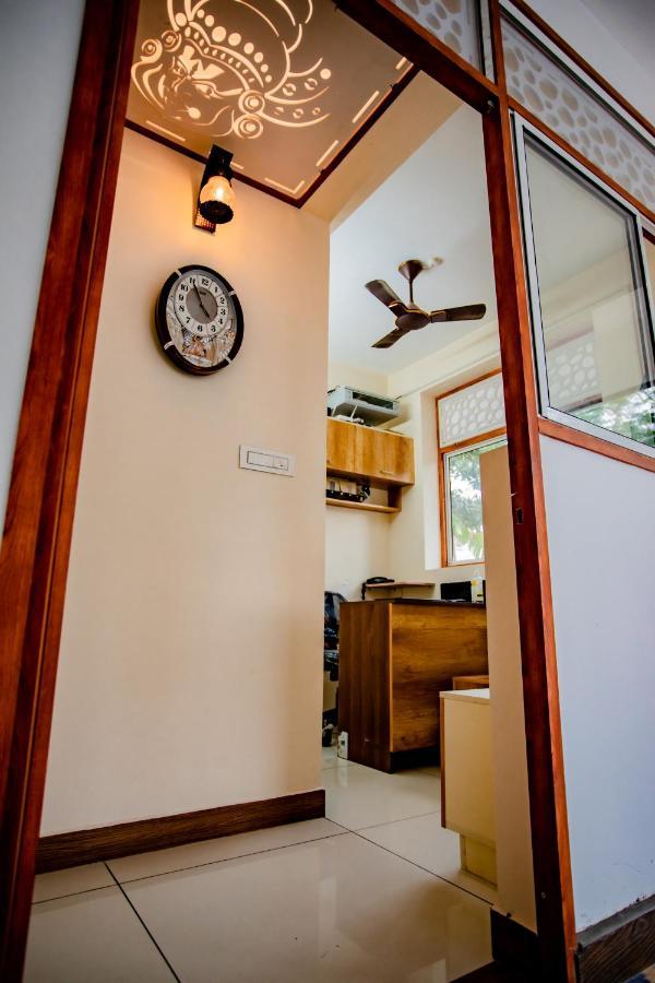 Cliff Way Apartments Varkala Esterno foto